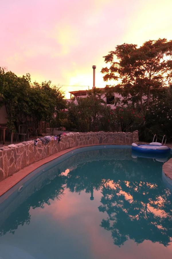 Cortijo Paraiso Charcon Higuera Exterior photo