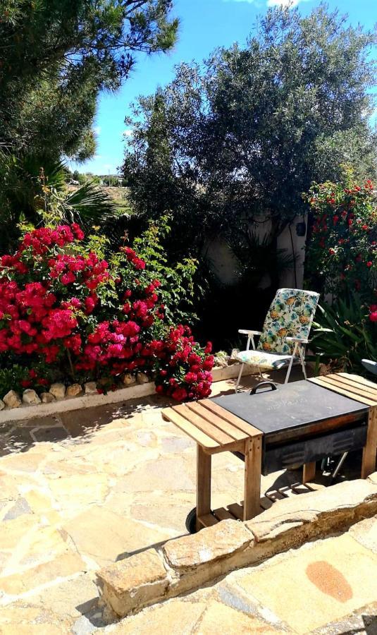 Cortijo Paraiso Charcon Higuera Exterior photo
